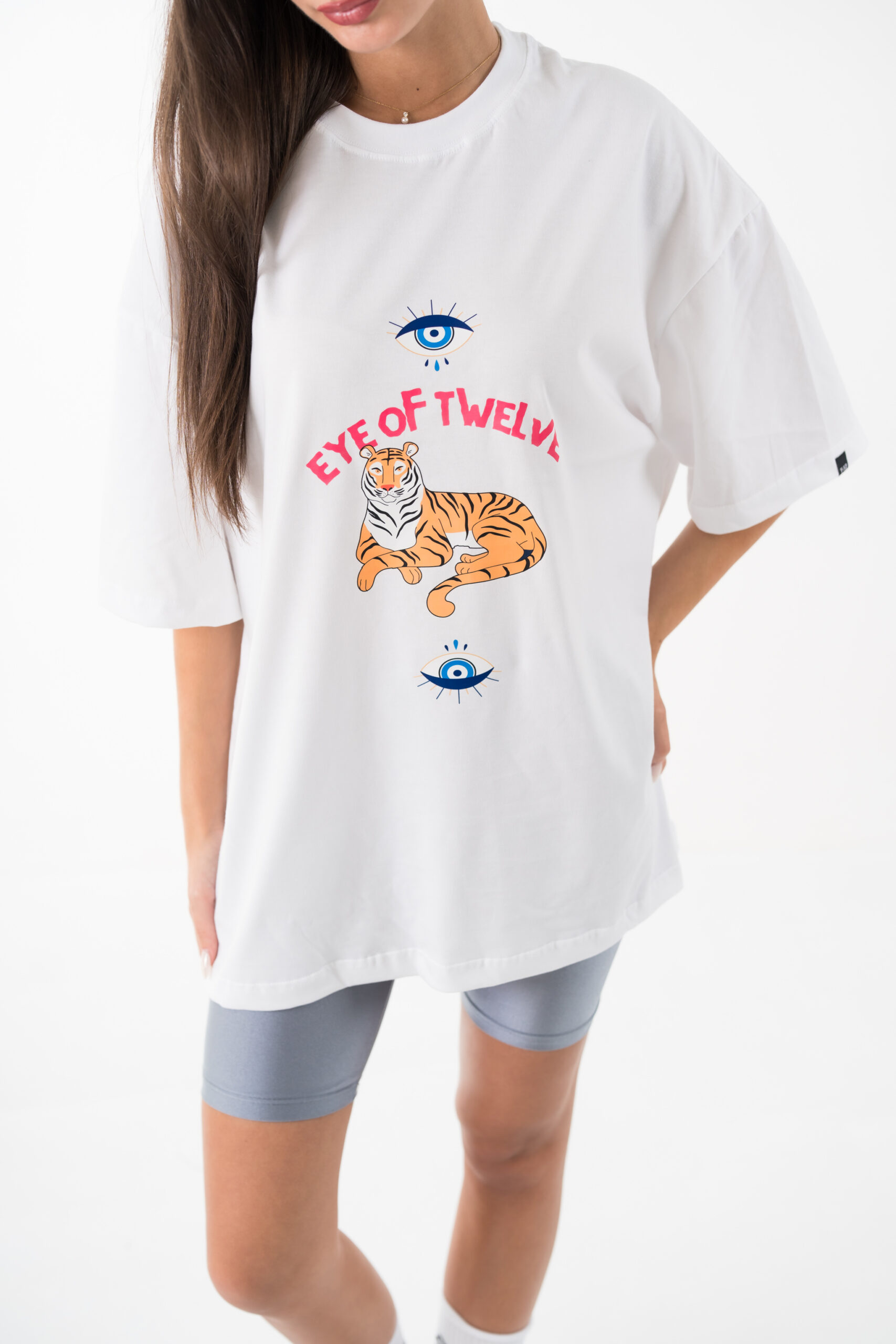 The eye of 12 oversized tee The eye of 12 oversized tee
