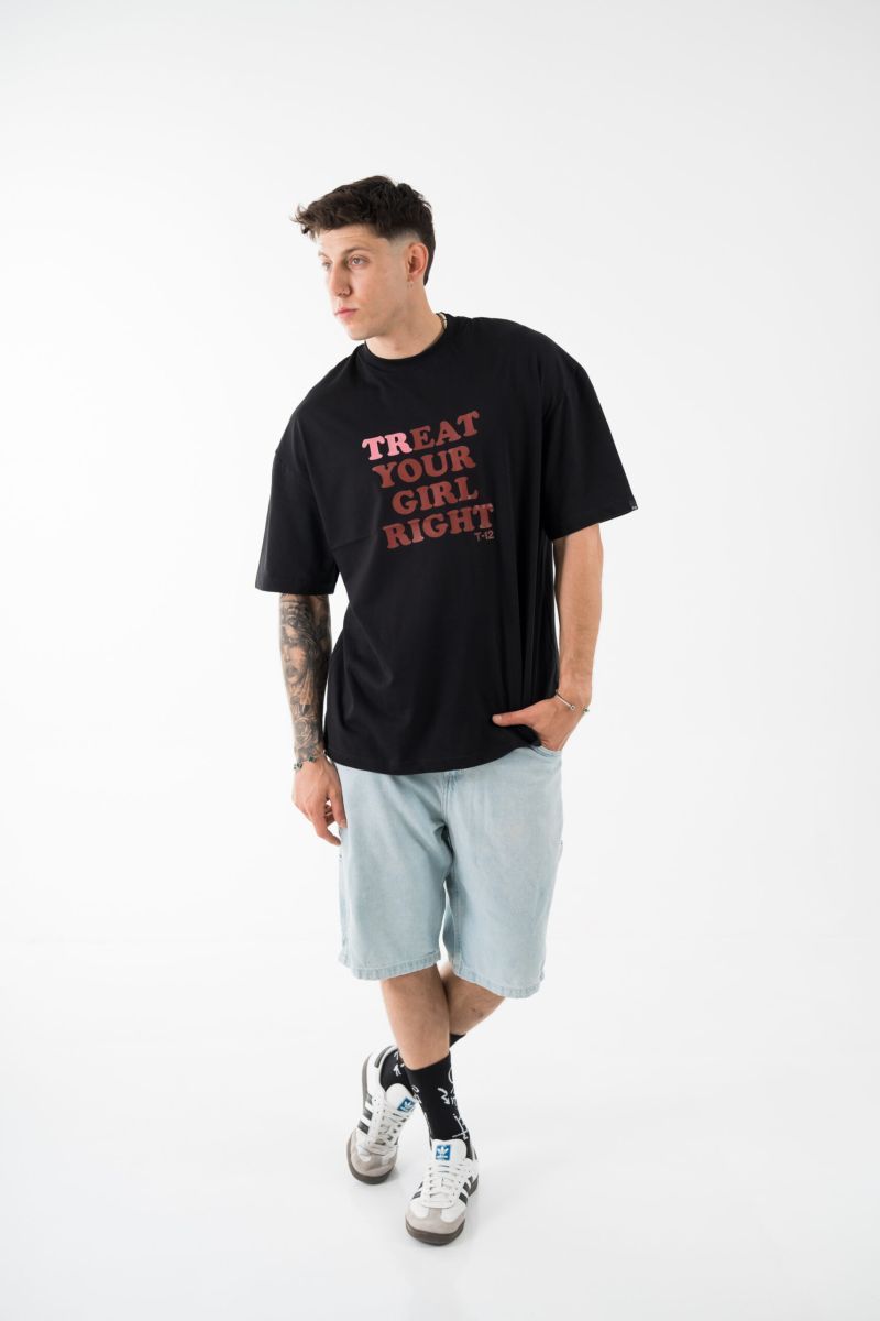 Φωτογραφία από Treat your girl right oversized tee