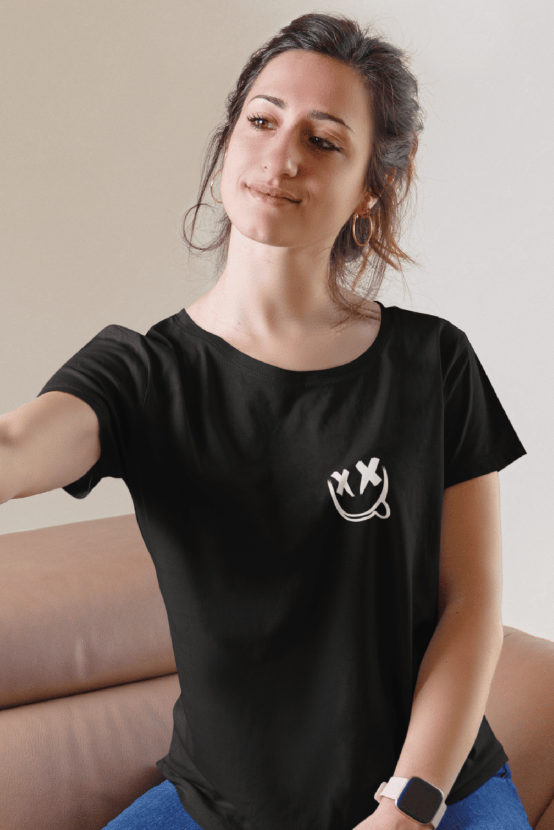 Φωτογραφία από Happy face Tee