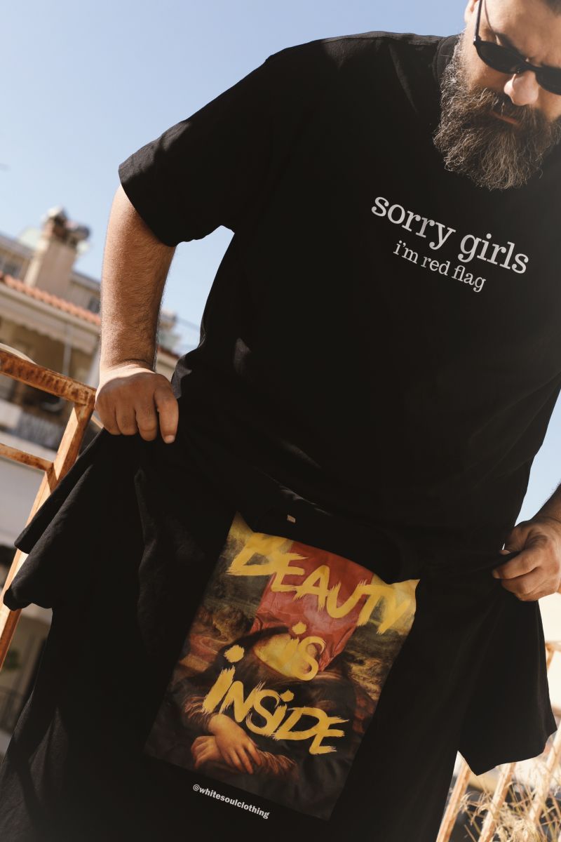 Oversize Tee Φωτογραφία από Oversize Tee